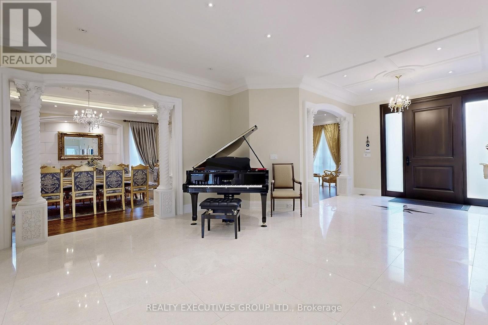 169 Bay Thorn Drive, Markham (Royal Orchard), Ontario  L3T 3V2 - Photo 19 - N12366671