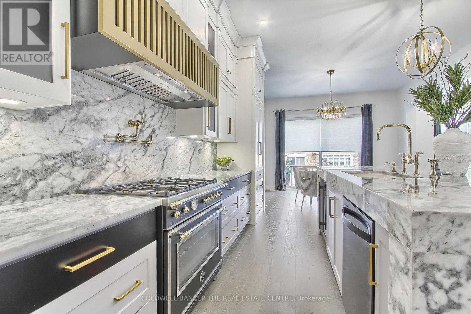 92 Maple Fields Circle, Aurora, Ontario  L4G 0P5 - Photo 12 - N12366689