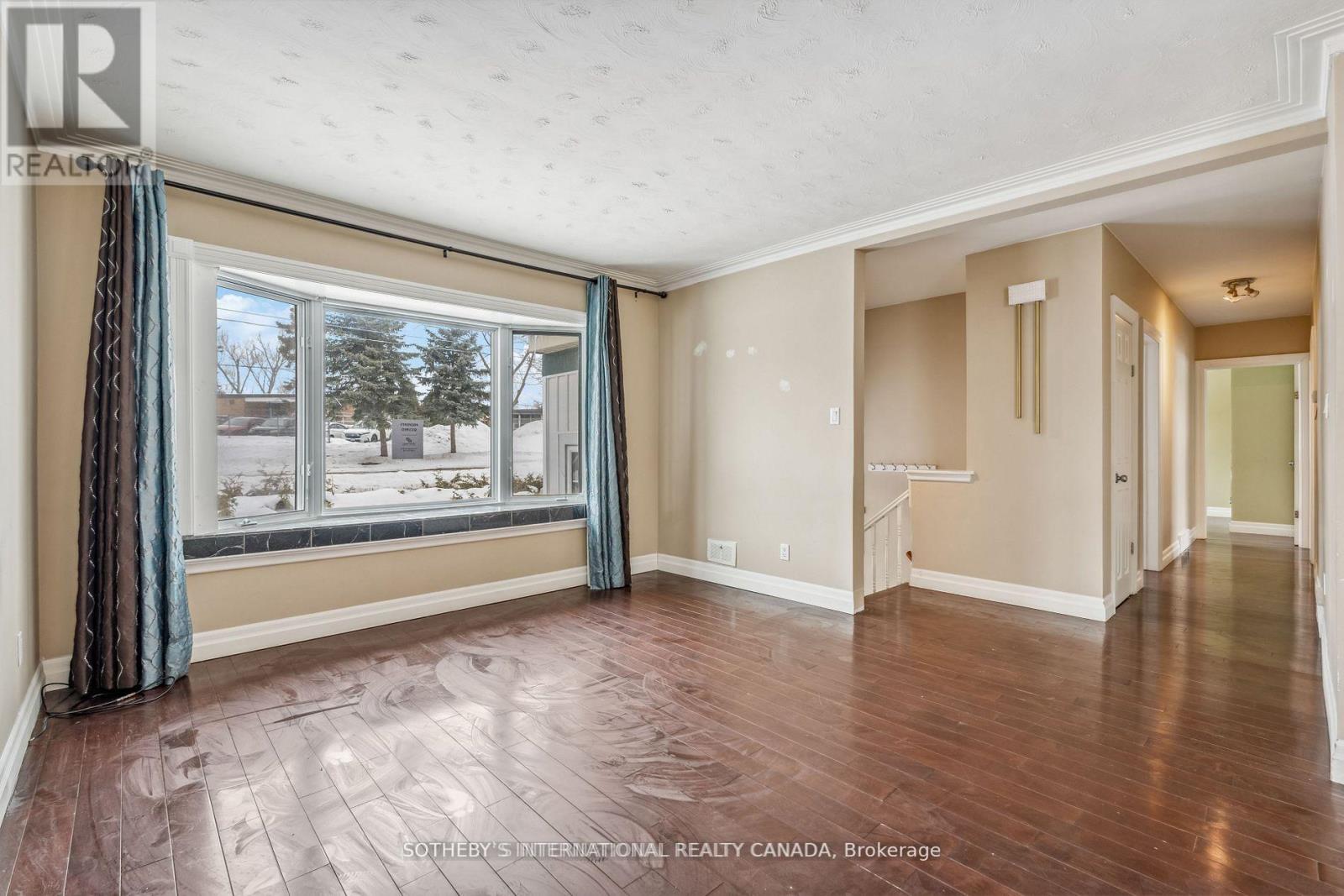 118 Queen Street, Newmarket, Ontario  L3Y 2E8 - Photo 12 - N12366706