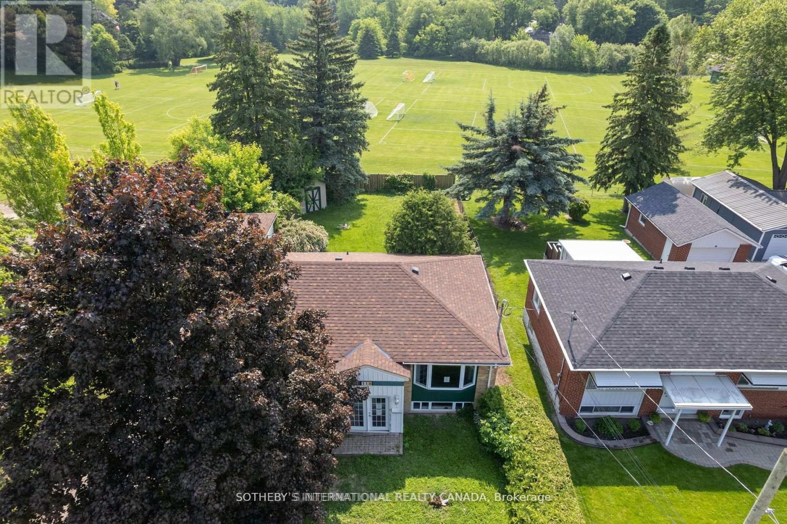 118 Queen Street, Newmarket, Ontario  L3Y 2E8 - Photo 2 - N12366706