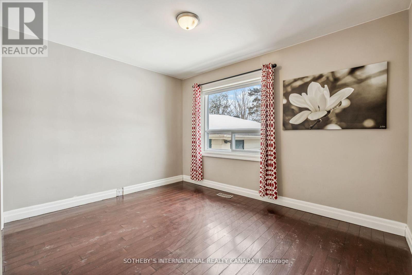 118 Queen Street, Newmarket, Ontario  L3Y 2E8 - Photo 23 - N12366706