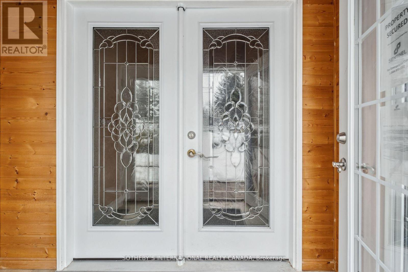 118 Queen Street, Newmarket, Ontario  L3Y 2E8 - Photo 4 - N12366706