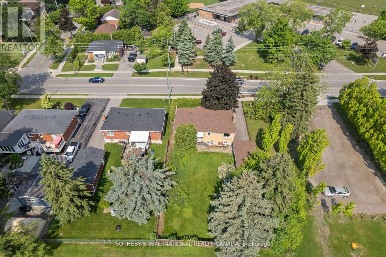 118 Queen Street, Newmarket, Ontario  L3Y 2E8 - Photo 43 - N12366706