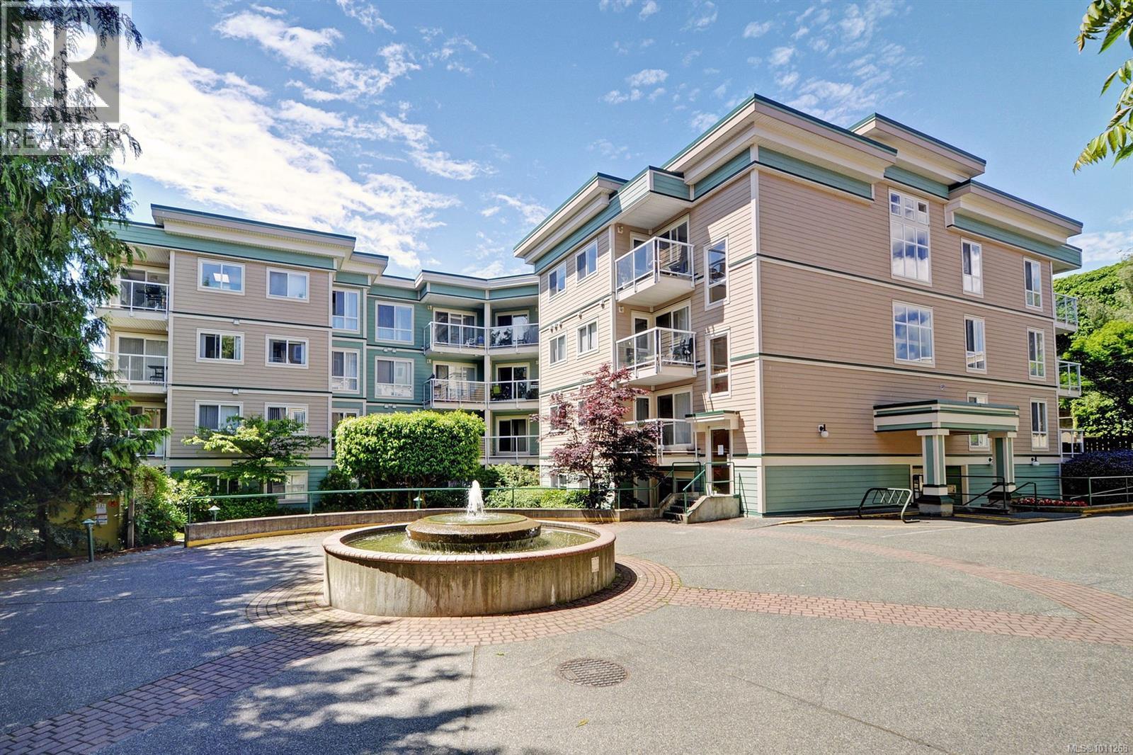 308 649 Bay St, Victoria, British Columbia