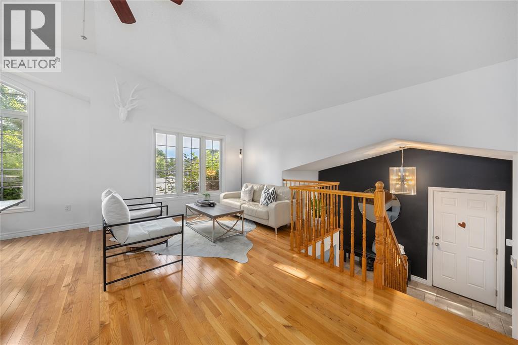 386 Nash Drive, St Clair, Ontario  N0N 1G0 - Photo 4 - 25021719