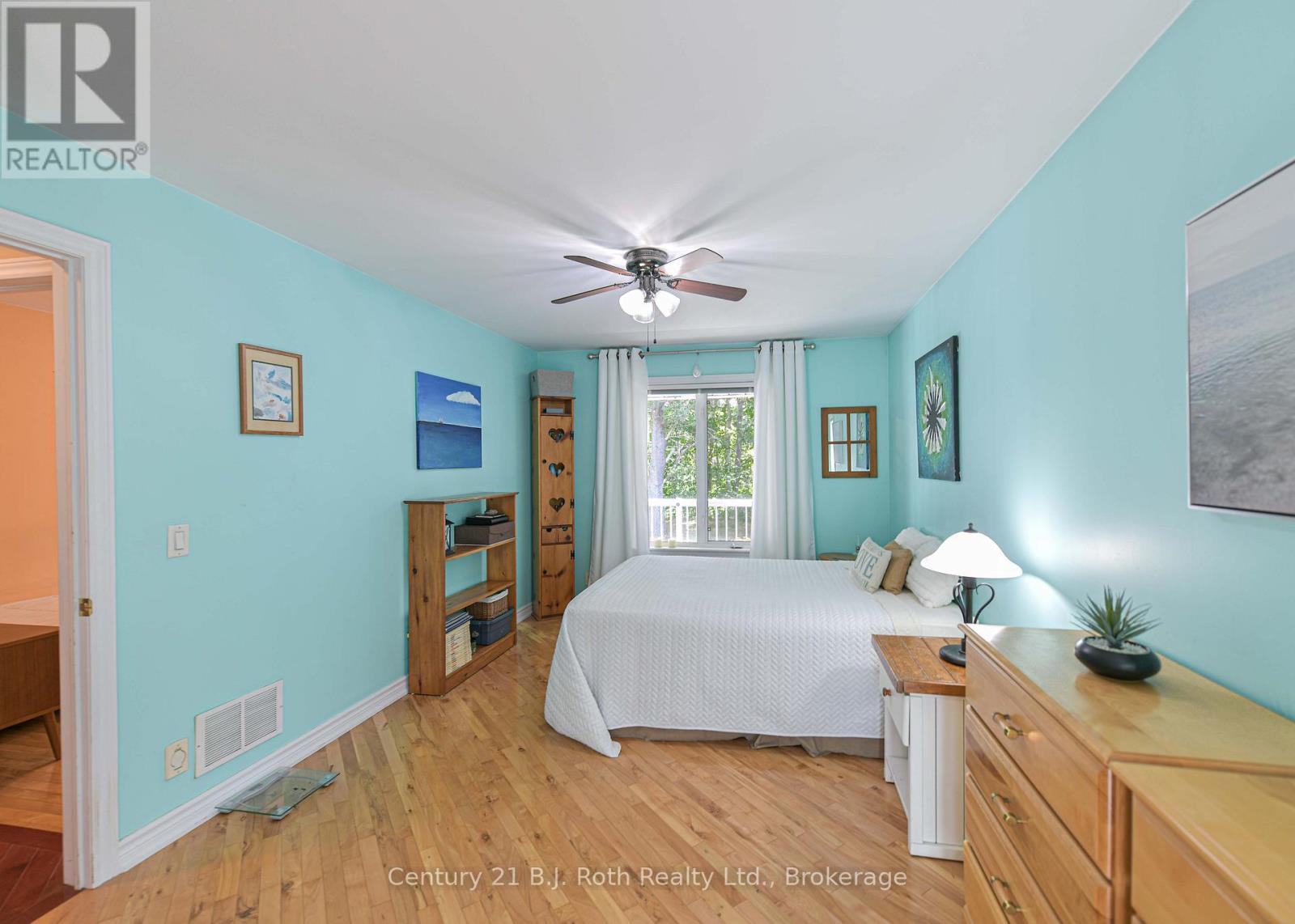 2289 Southwood Road, Gravenhurst, Ontario  P0E 1G0 - Photo 13 - X12366773