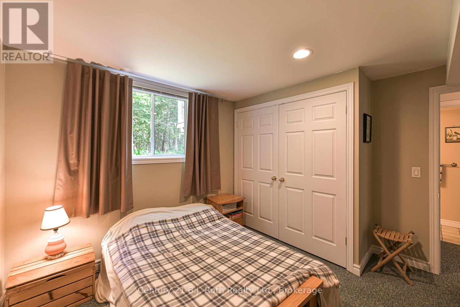 2289 Southwood Road, Gravenhurst, Ontario  P0E 1G0 - Photo 27 - X12366773