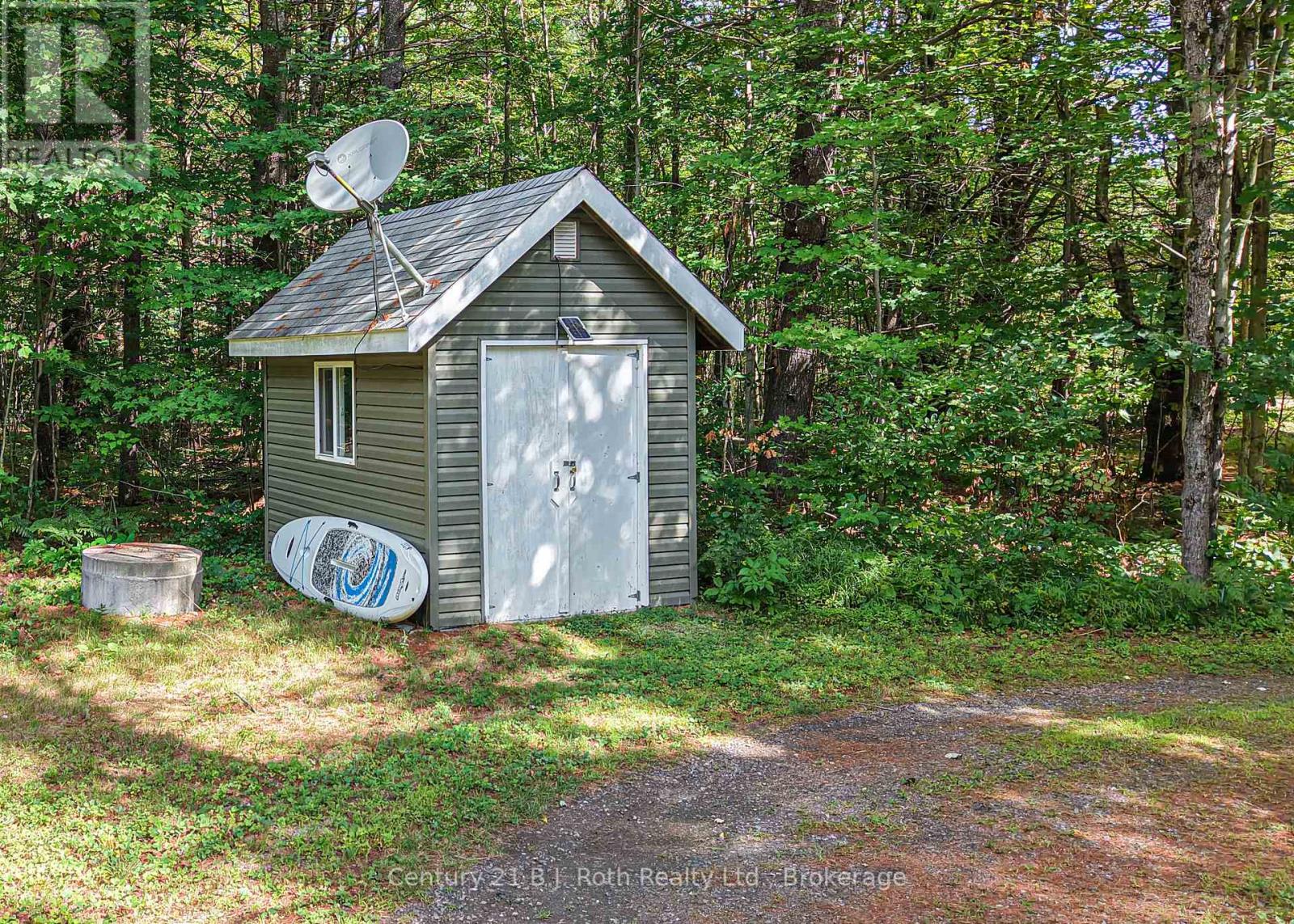 2289 Southwood Road, Gravenhurst, Ontario  P0E 1G0 - Photo 41 - X12366773