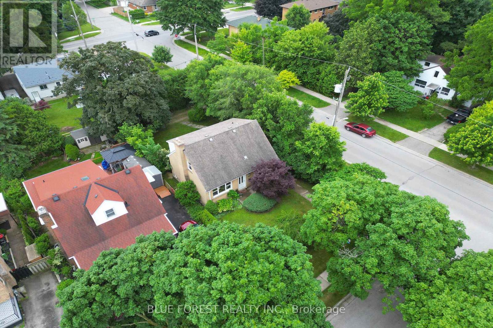 685 Strathmeyer Street, London East, Ontario  N5Y 3Z3 - Photo 2 - X12356806
