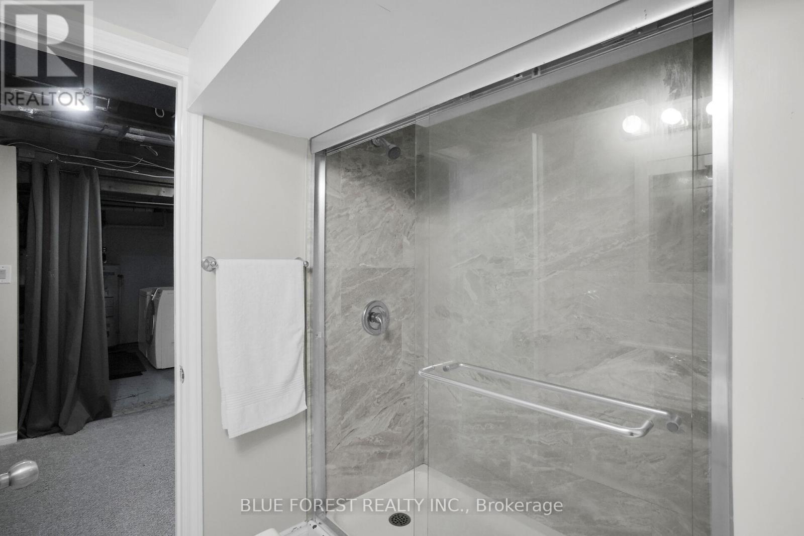 685 Strathmeyer Street, London East, Ontario  N5Y 3Z3 - Photo 25 - X12356806