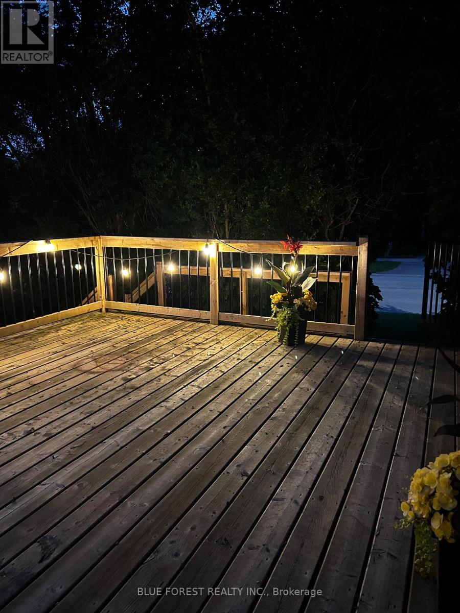 685 Strathmeyer Street, London East, Ontario  N5Y 3Z3 - Photo 34 - X12356806