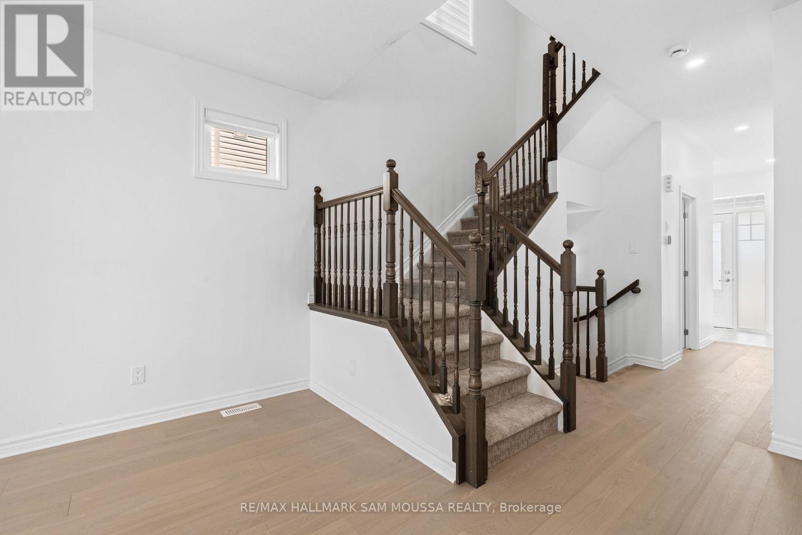2477 Waterlilly Way, Ottawa, Ontario  K2J 6M3 - Photo 19 - X12366727