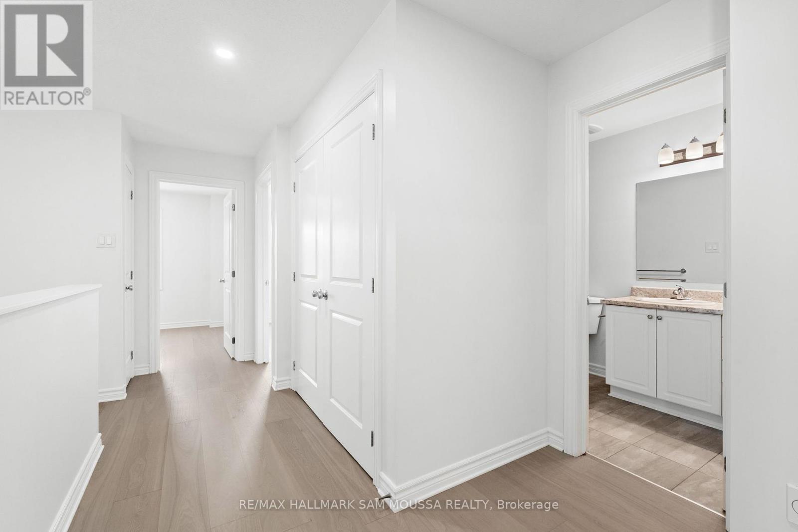 2477 Waterlilly Way, Ottawa, Ontario  K2J 6M3 - Photo 23 - X12366727