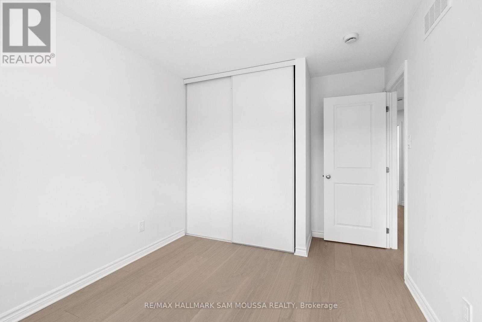 2477 Waterlilly Way, Ottawa, Ontario  K2J 6M3 - Photo 27 - X12366727