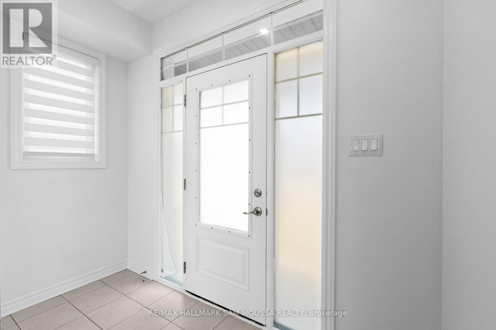 2477 Waterlilly Way, Ottawa, Ontario  K2J 6M3 - Photo 4 - X12366727