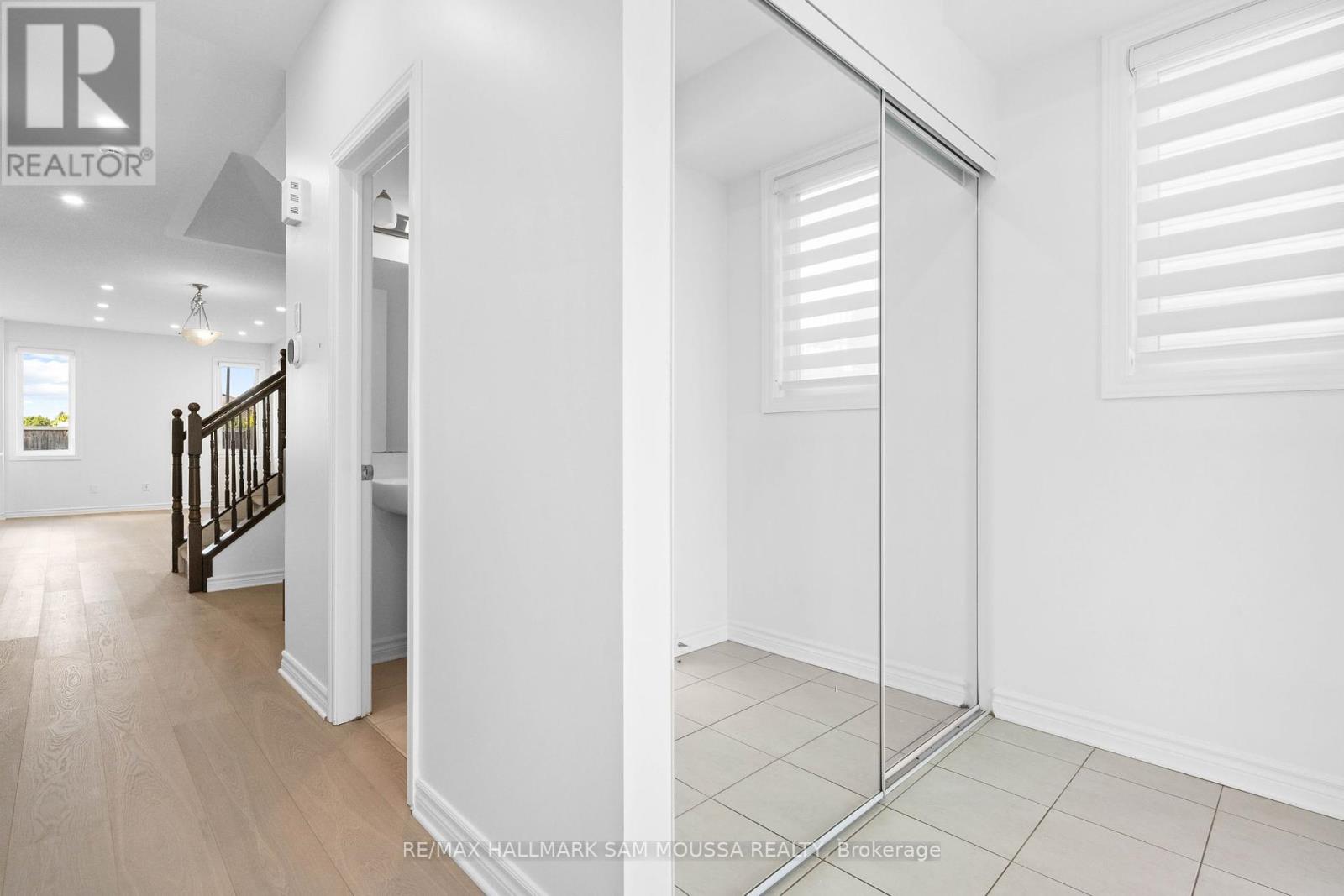 2477 Waterlilly Way, Ottawa, Ontario  K2J 6M3 - Photo 5 - X12366727