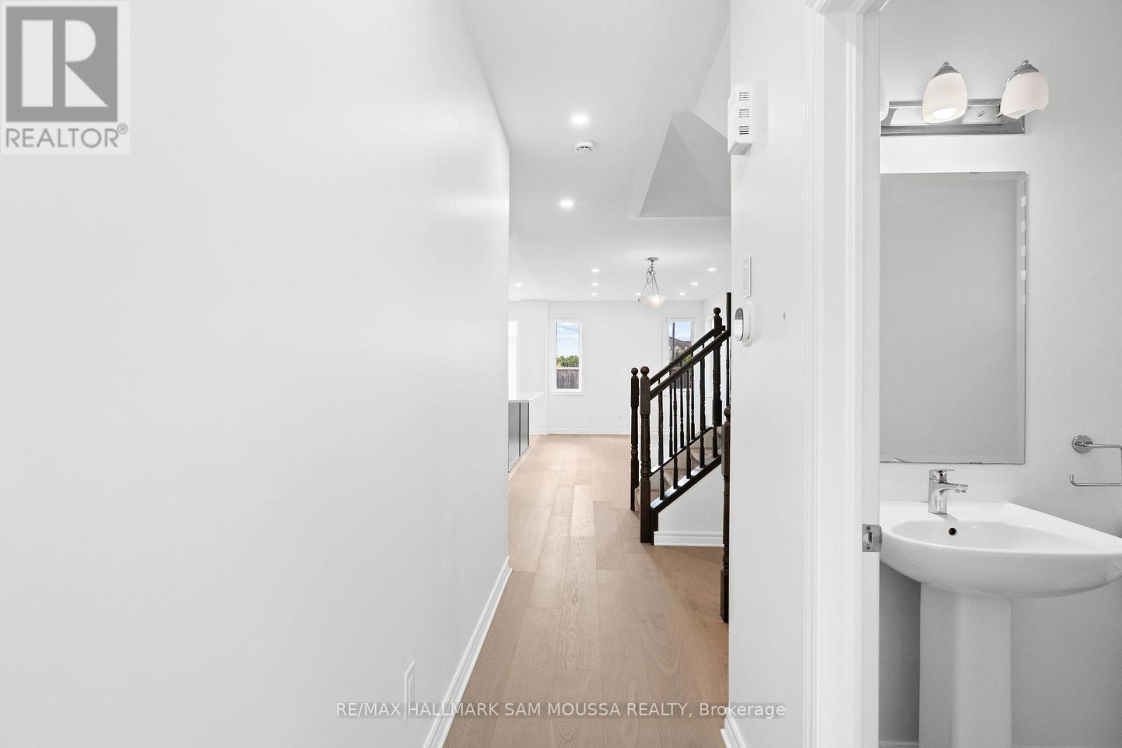 2477 Waterlilly Way, Ottawa, Ontario  K2J 6M3 - Photo 6 - X12366727