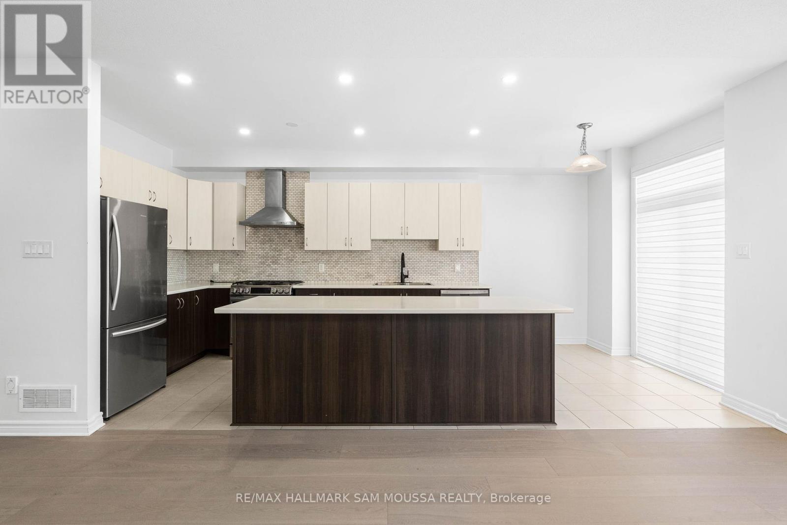 2477 Waterlilly Way, Ottawa, Ontario  K2J 6M3 - Photo 8 - X12366727