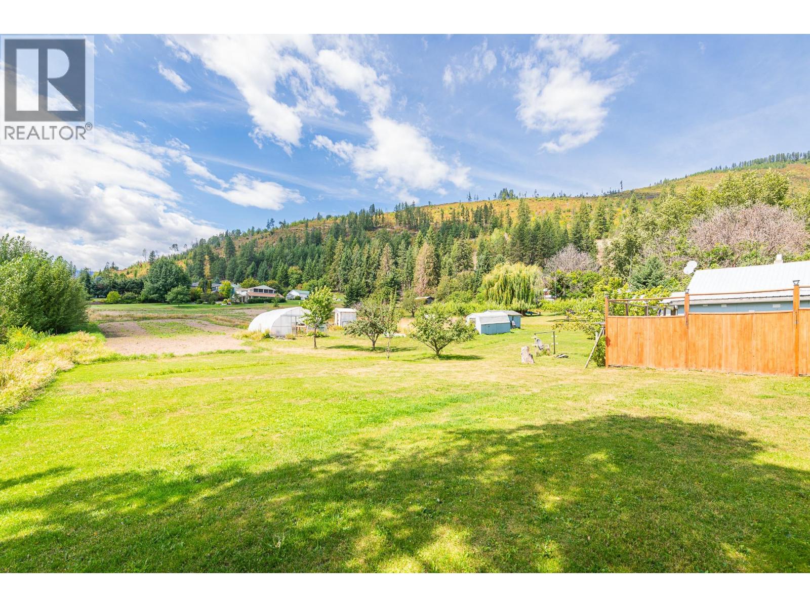 5315 Cory Road, Wynndel, British Columbia  V0B 2N1 - Photo 34 - 10360730