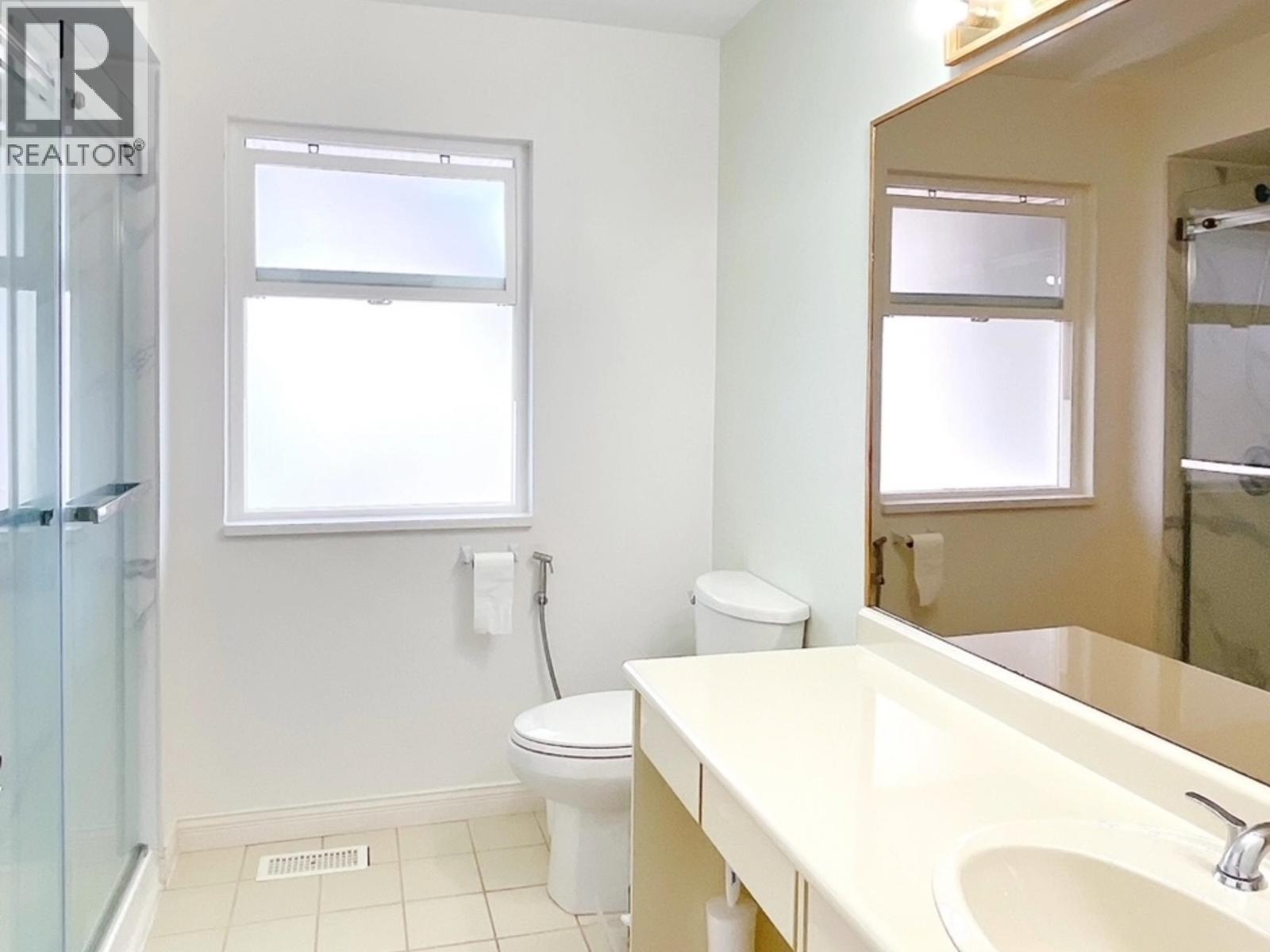 677 Gatensbury Street, Coquitlam, British Columbia  V3J 5G9 - Photo 16 - R3040538