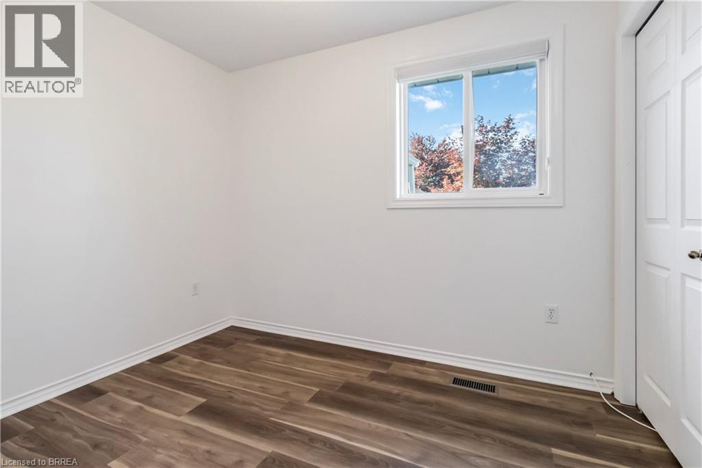 5 Cork Crescent, Brantford, Ontario  N3V 1E3 - Photo 24 - 40763941