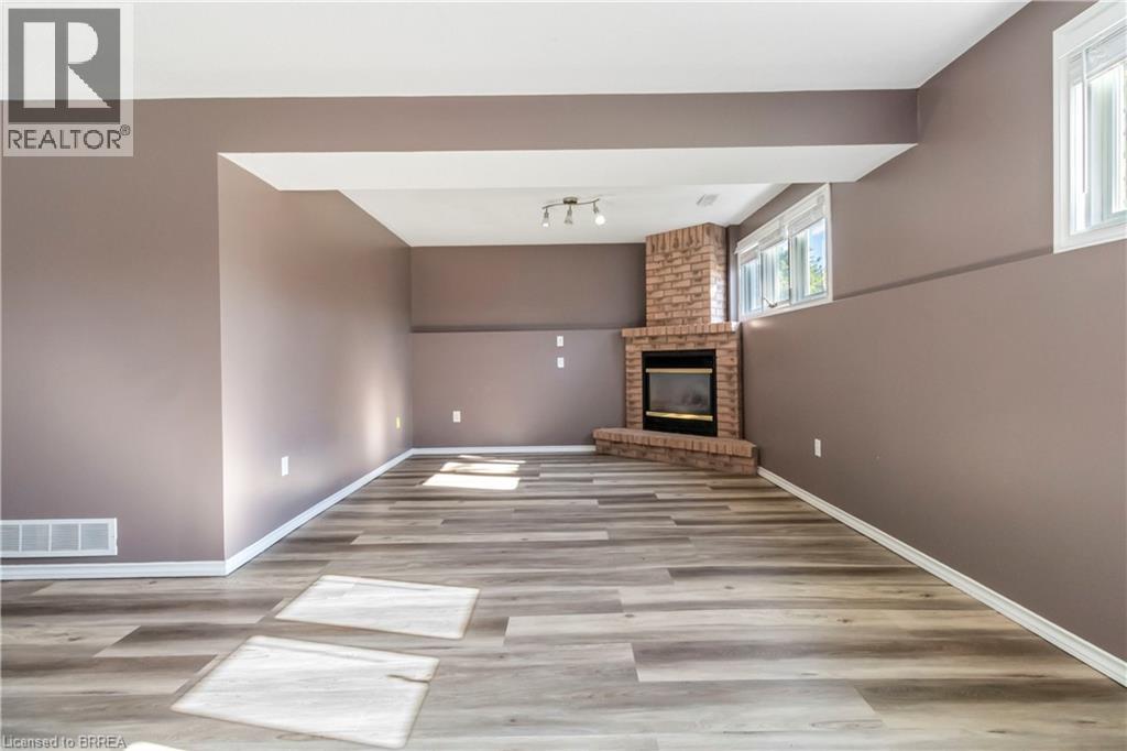 5 Cork Crescent, Brantford, Ontario  N3V 1E3 - Photo 29 - 40763941