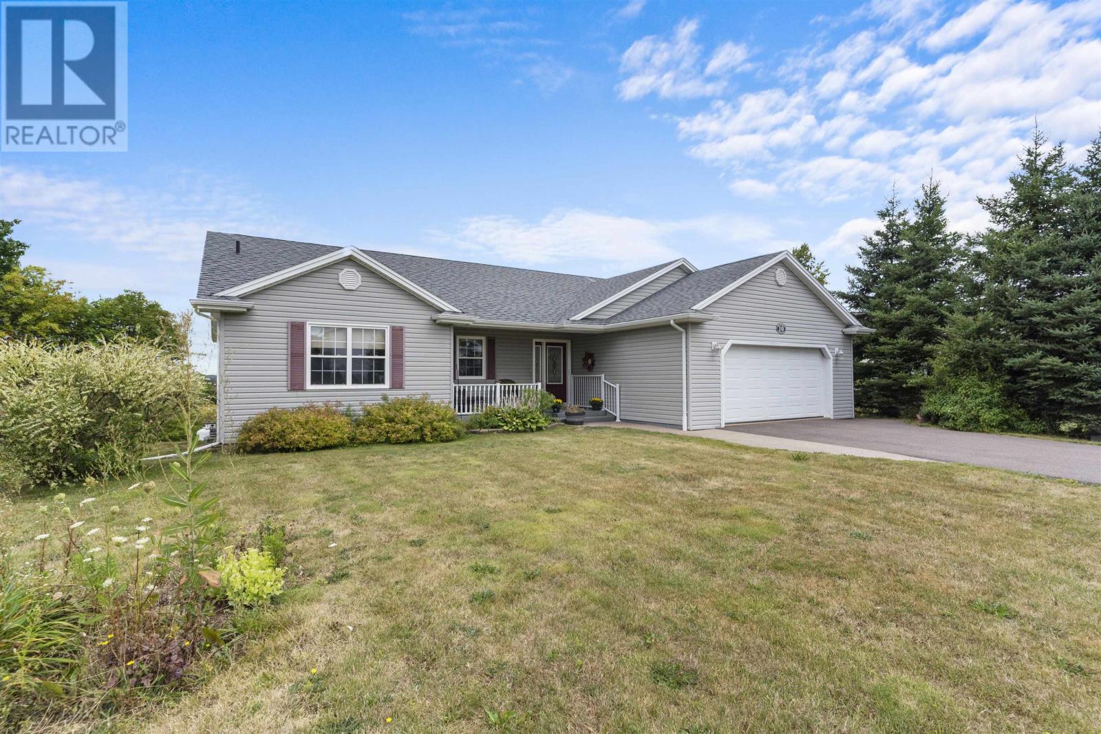 Property at 10 Southway Crescent image 2