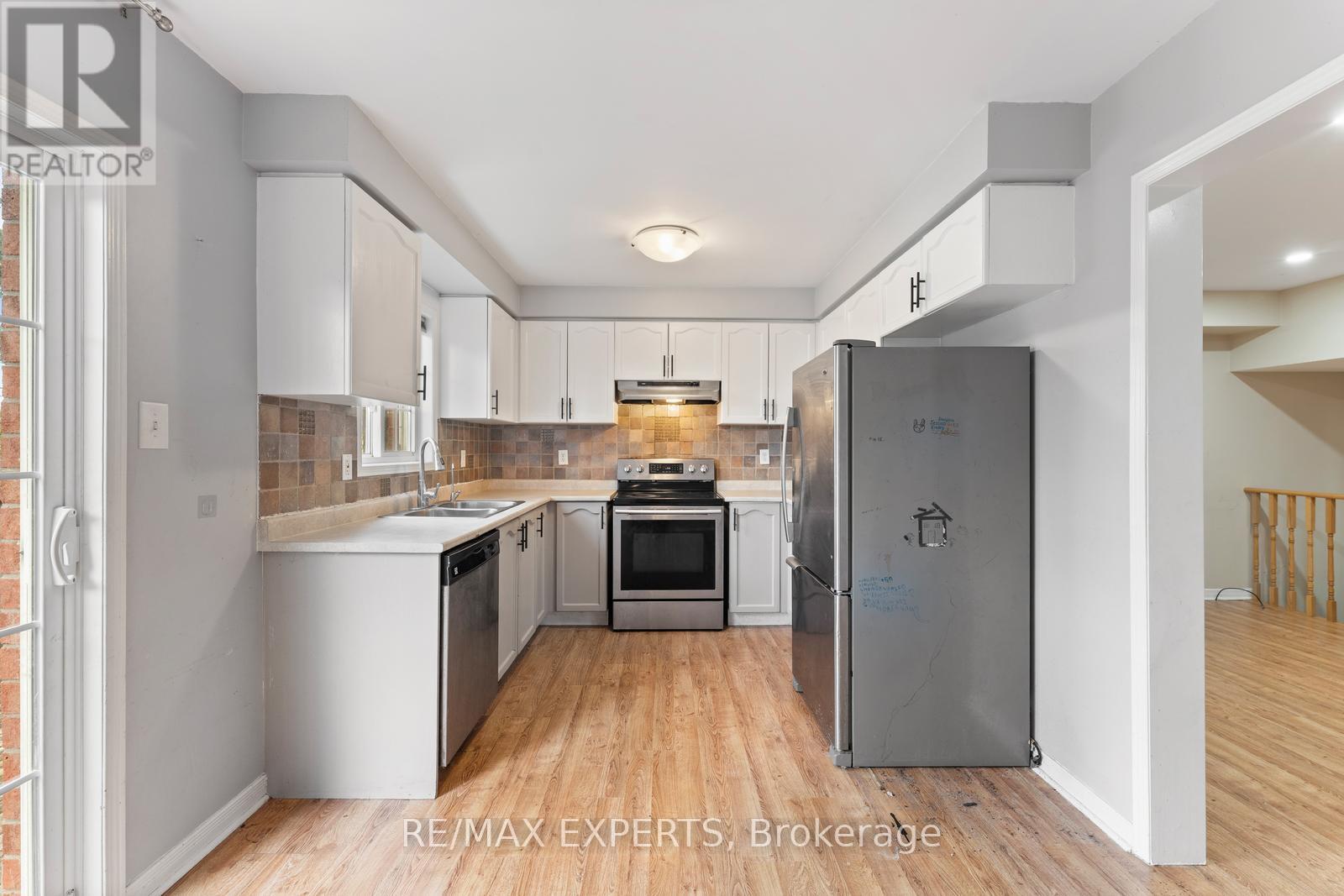 141 Hammill Heights, East Gwillimbury, Ontario  L0G 1M0 - Photo 13 - N12363667