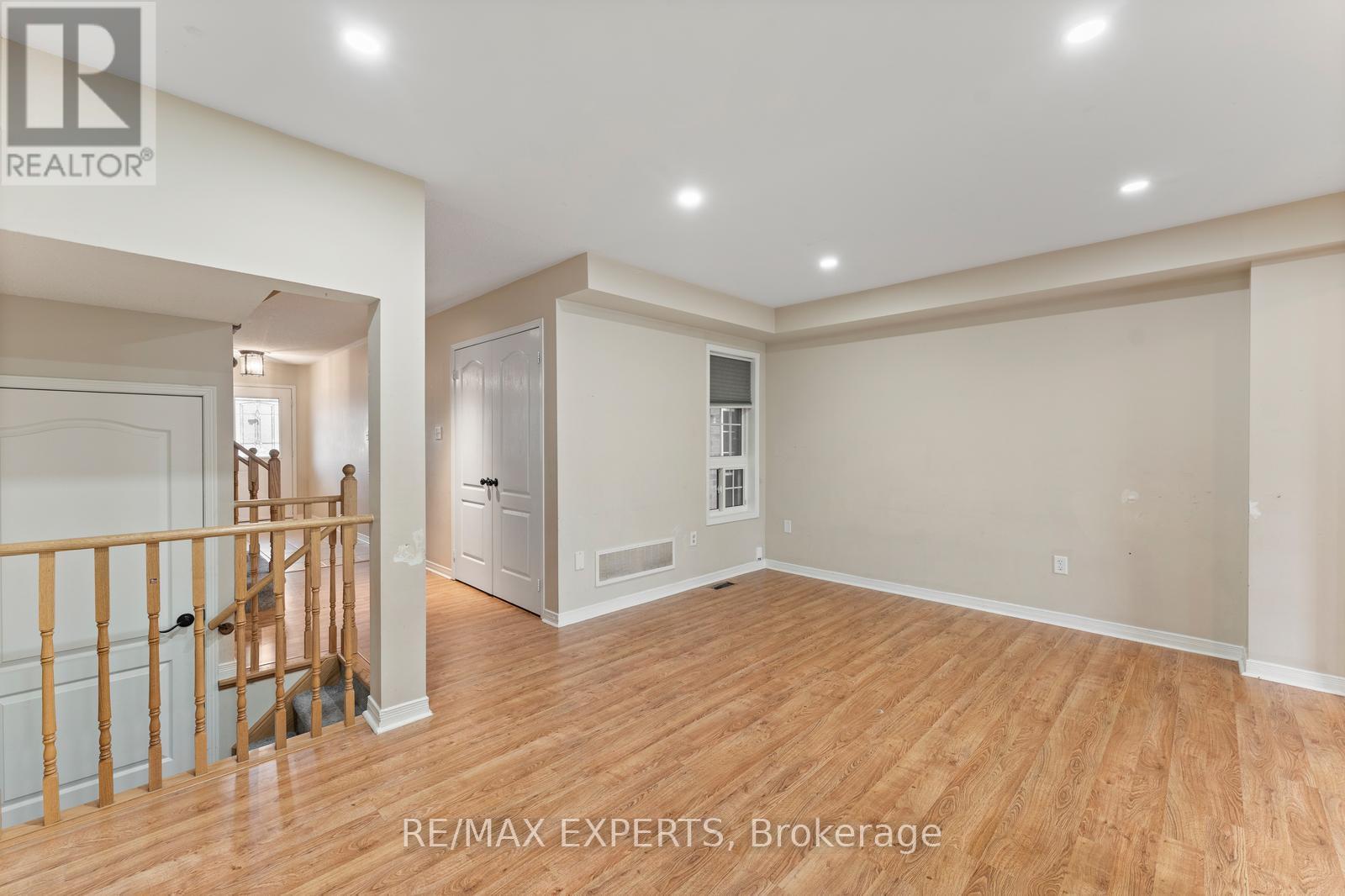 141 Hammill Heights, East Gwillimbury, Ontario  L0G 1M0 - Photo 10 - N12363667