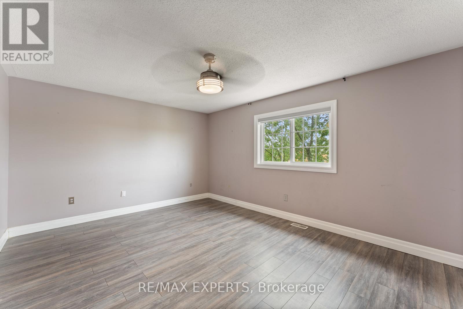 141 Hammill Heights, East Gwillimbury, Ontario  L0G 1M0 - Photo 19 - N12363667