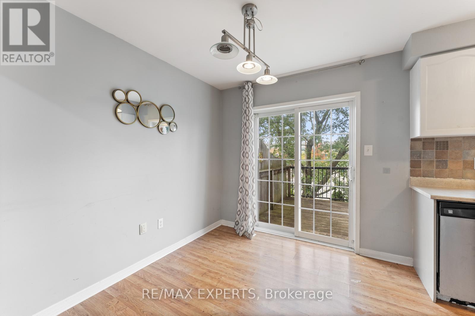 141 Hammill Heights, East Gwillimbury, Ontario  L0G 1M0 - Photo 15 - N12363667