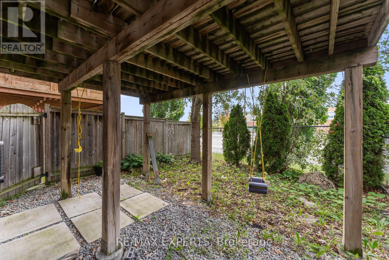 141 Hammill Heights, East Gwillimbury, Ontario  L0G 1M0 - Photo 32 - N12363667