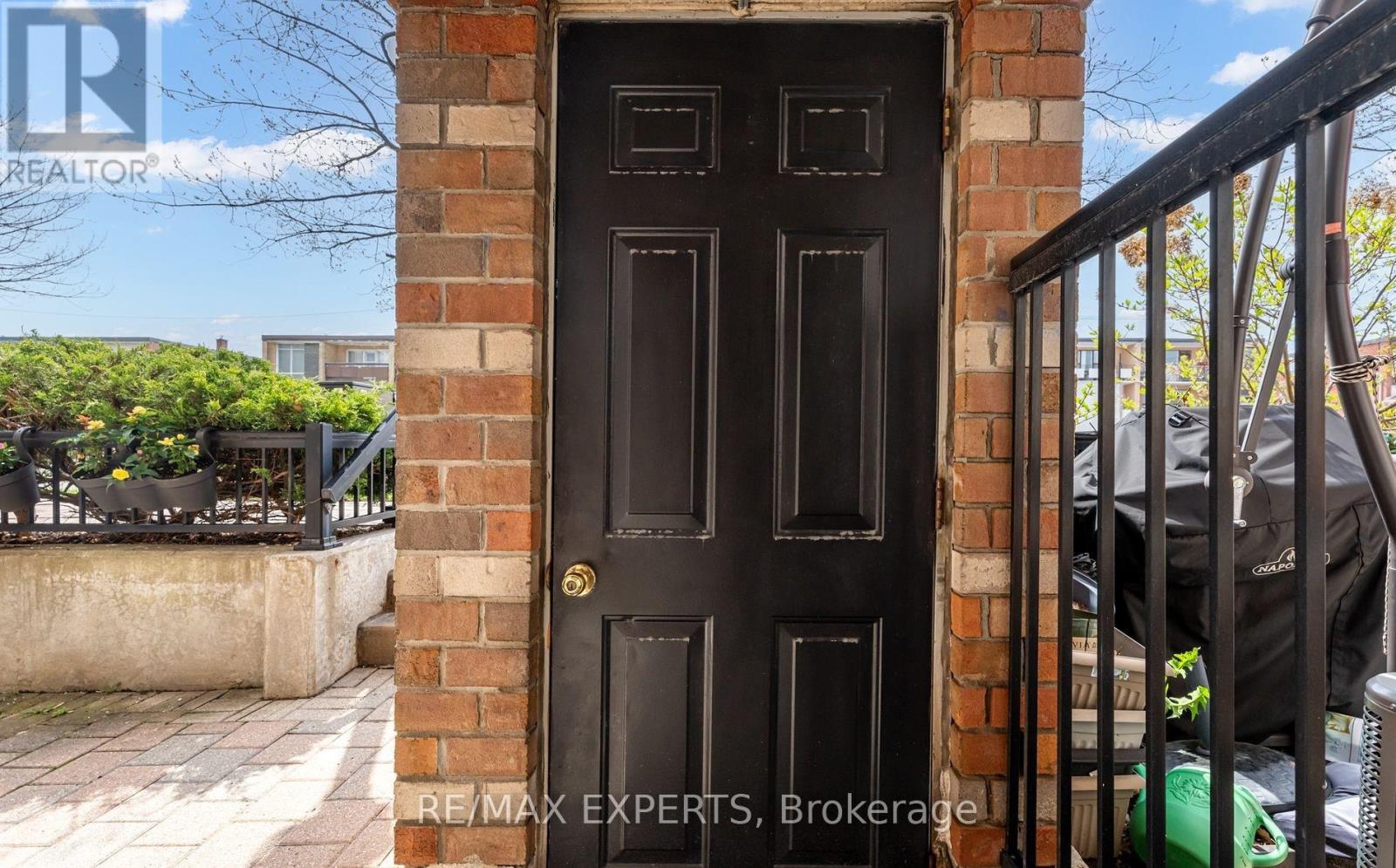3 - 760 Lawrence Ave West, Toronto, Ontario  M6A 3E7 - Photo 6 - W12363587