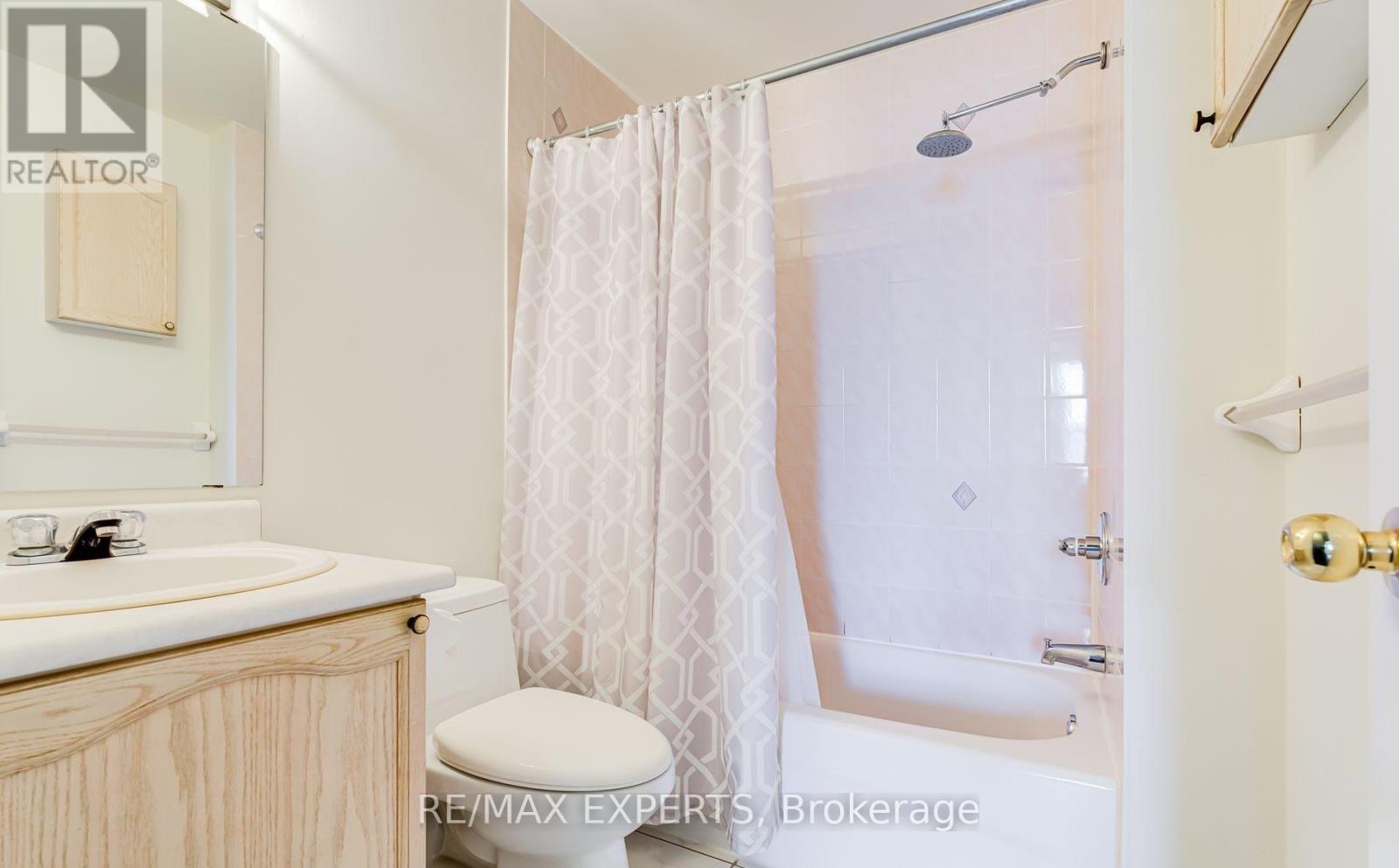 3 - 760 Lawrence Ave West, Toronto, Ontario  M6A 3E7 - Photo 17 - W12363587