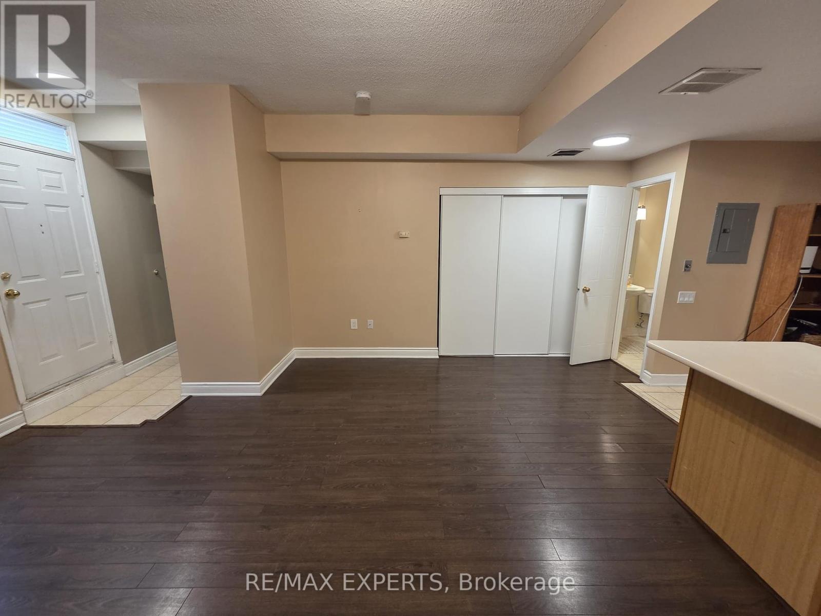 3 - 760 Lawrence Ave West, Toronto, Ontario  M6A 3E7 - Photo 9 - W12363587