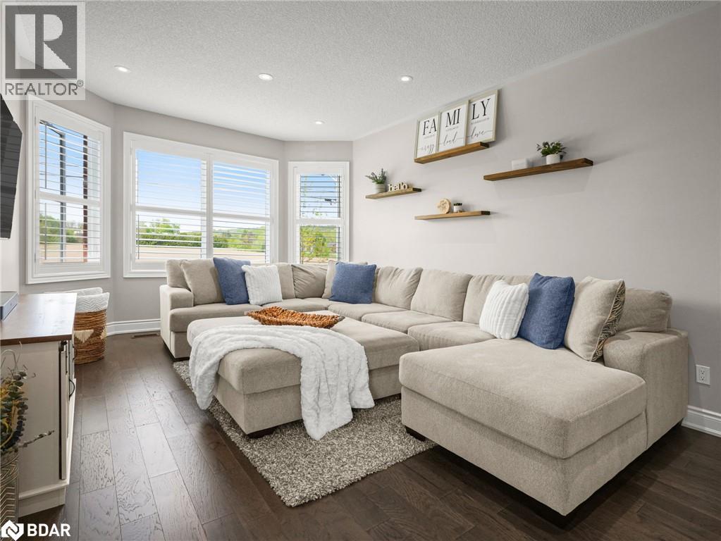 227 Mary St Street, Creemore, Ontario  L0M 1G0 - Photo 9 - 40763235