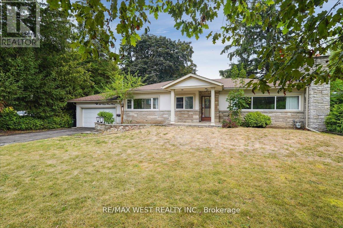 Property at 106 CEDAR BRAE BOULEVARD image 2