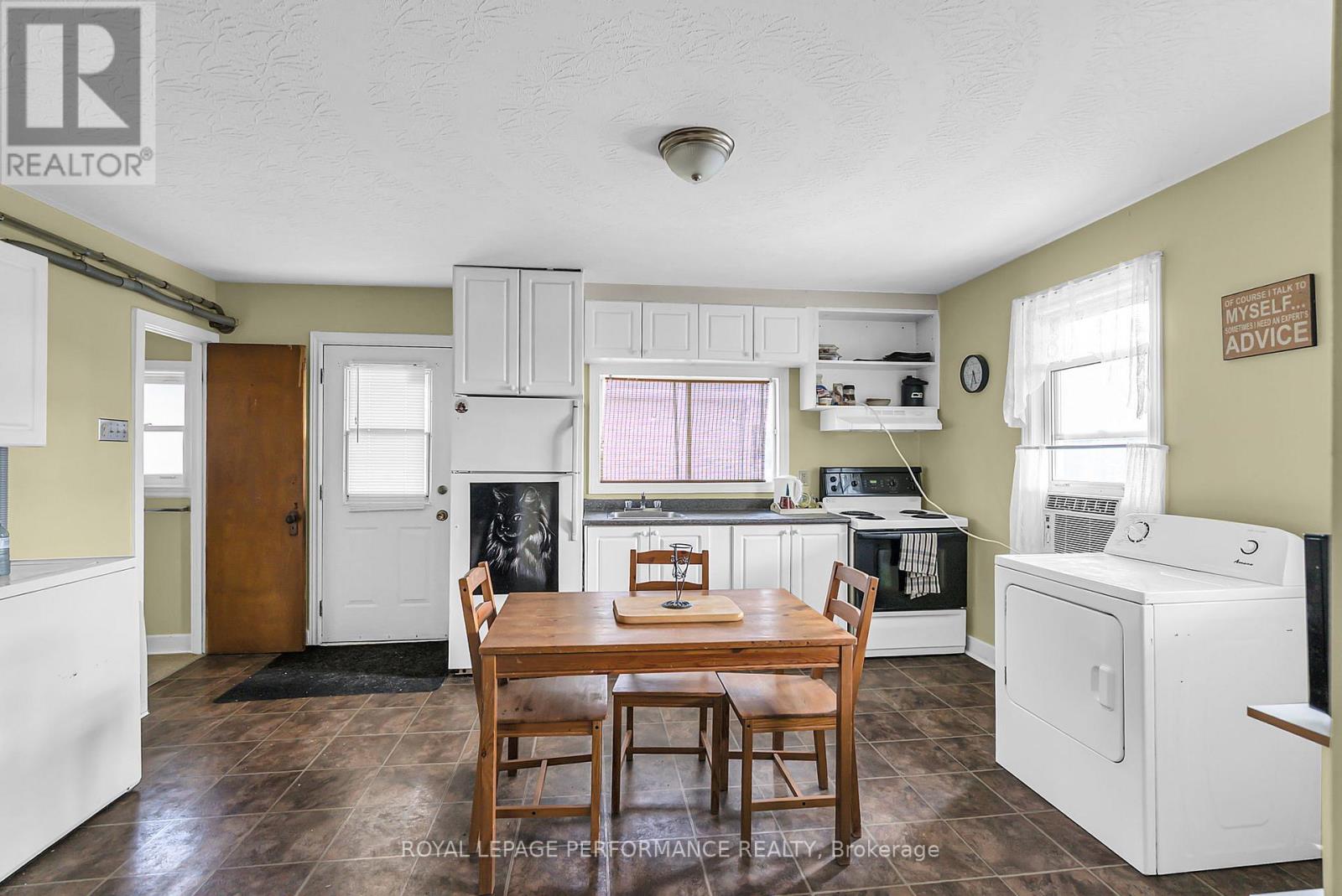 409 Belmont Street, Cornwall, Ontario  K6H 4Z8 - Photo 24 - X12366841