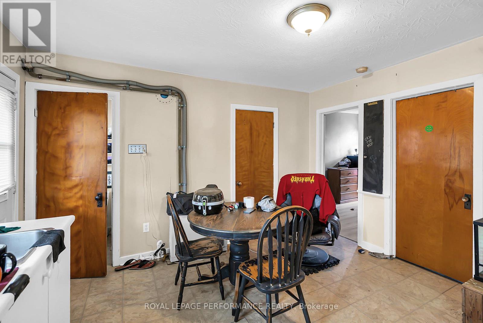 409 Belmont Street, Cornwall, Ontario  K6H 4Z8 - Photo 35 - X12366841