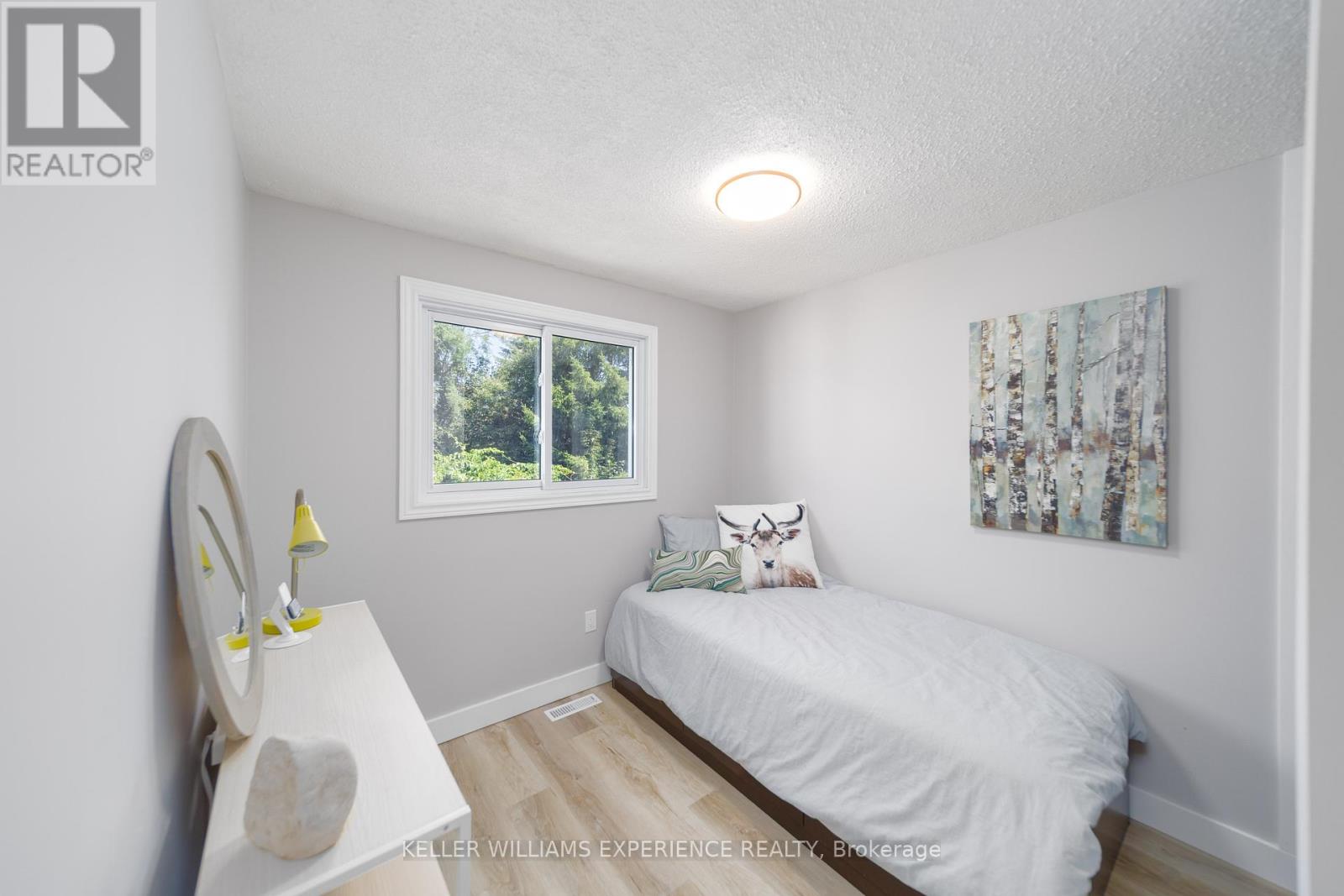 23 Wilde Place, Barrie, Ontario  L4N 4W6 - Photo 16 - S12366745