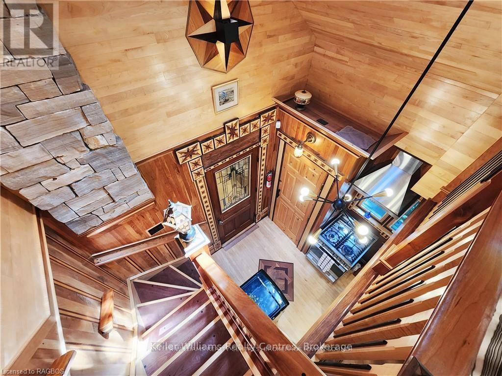 220 Marsh Street, Blue Mountains, Ontario  N0H 1J0 - Photo 30 - X12366779