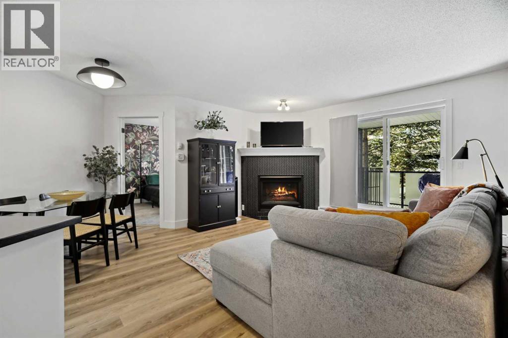 210, 10 Sierra Morena Mews Sw, Calgary, Alberta  T3H 3K5 - Photo 7 - A2251699