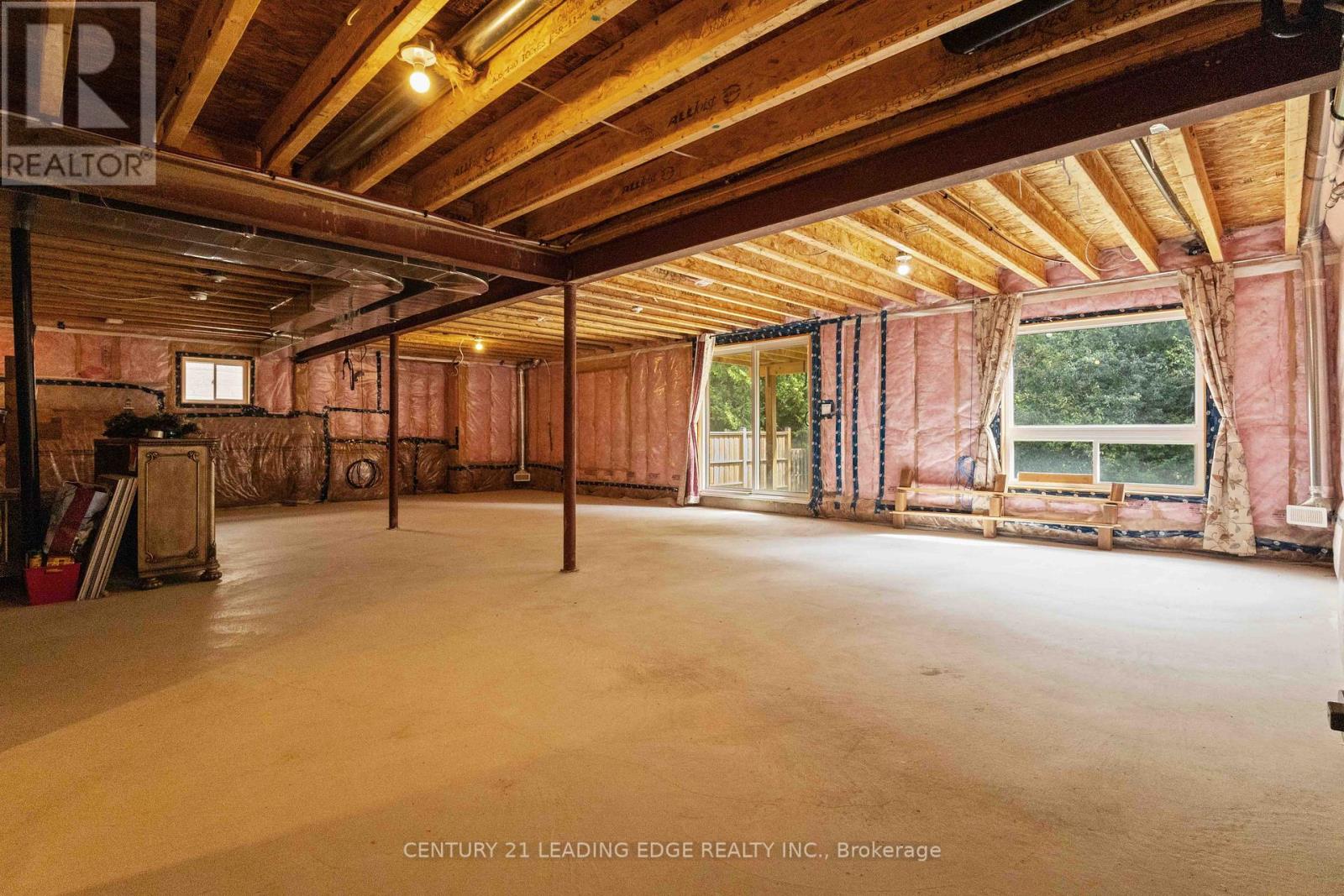 147 Springdale Drive, Kawartha Lakes, Ontario  K9V 0H9 - Photo 39 - X12350951