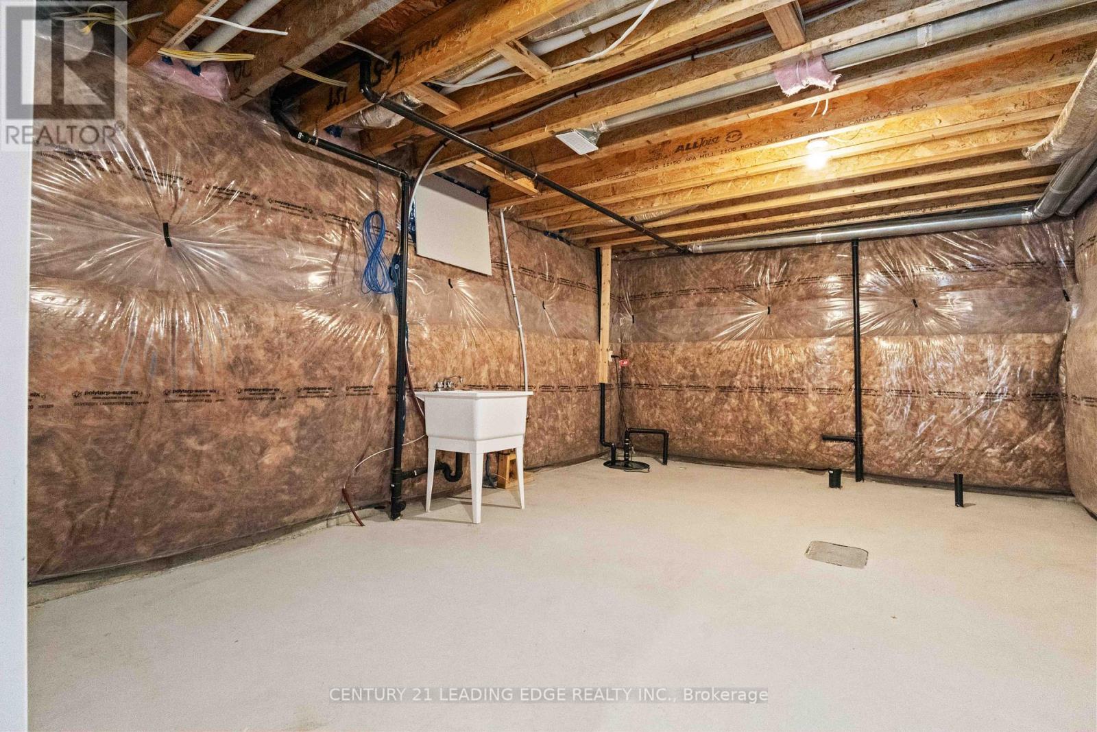 147 Springdale Drive, Kawartha Lakes, Ontario  K9V 0H9 - Photo 40 - X12350951