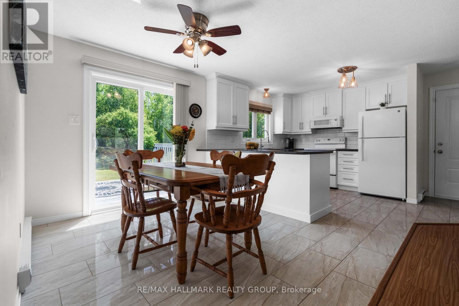 1754 Labonte Street, Clarence-Rockland, Ontario  K0A 1N0 - Photo 14 - X12366845