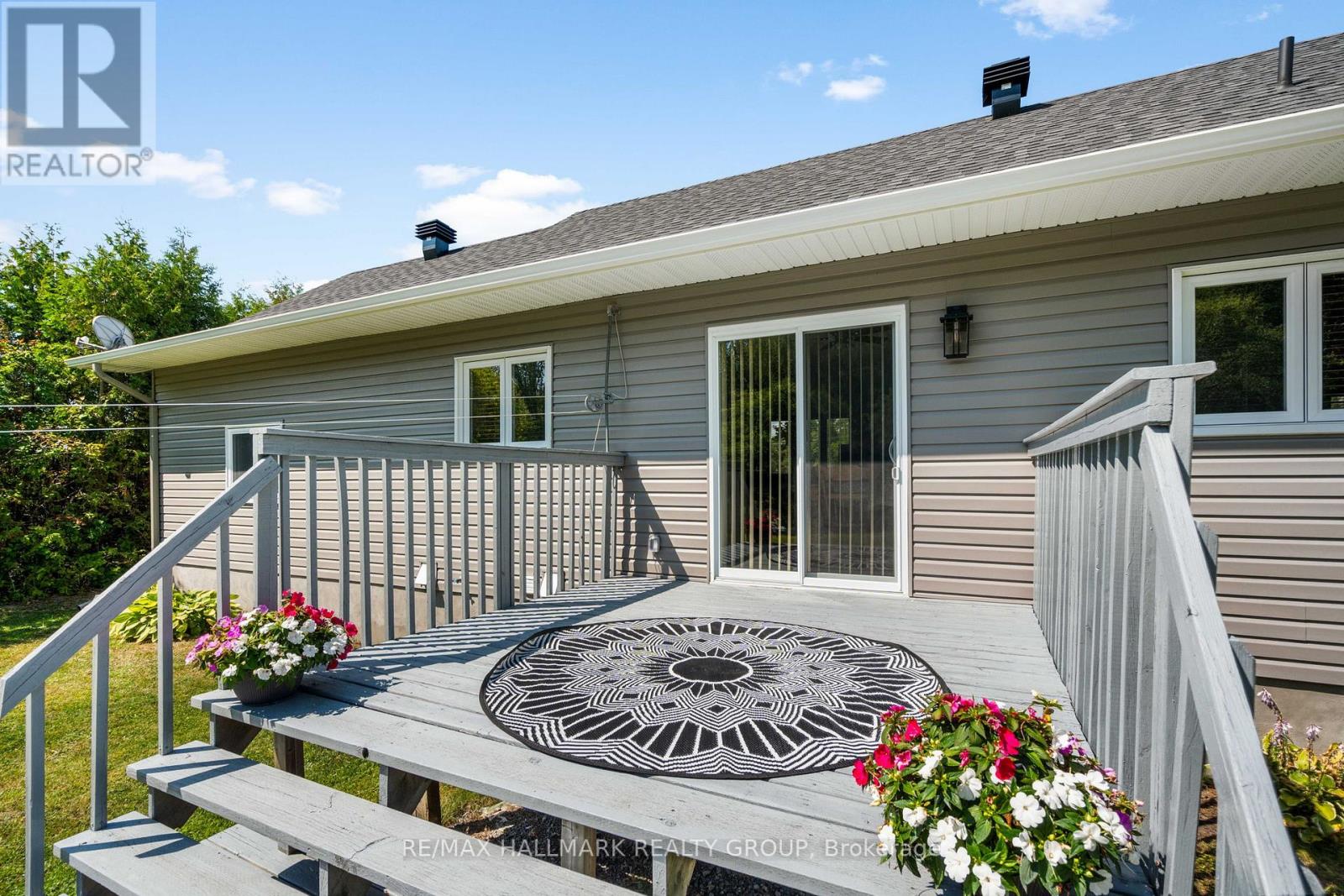 1754 Labonte Street, Clarence-Rockland, Ontario  K0A 1N0 - Photo 40 - X12366845