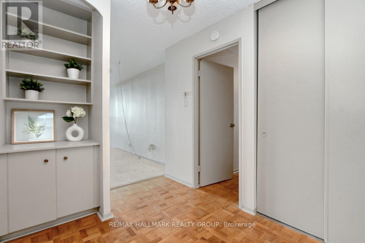 1902 - 505 St Laurent Boulevard, Ottawa, Ontario  K1K 3X4 - Photo 4 - X12366871