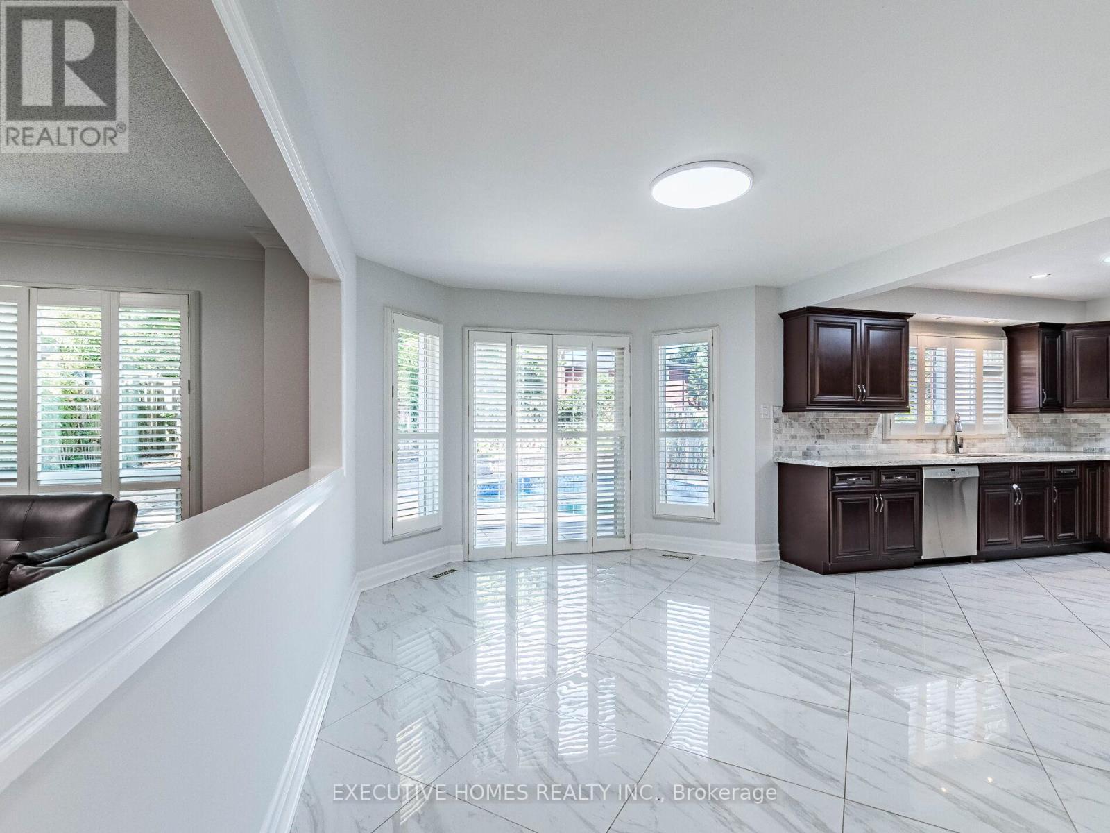 1876 Roy Ivor Crescent, Mississauga (Erin Mills), Ontario  L5L 3N8 - Photo 14 - W12366728