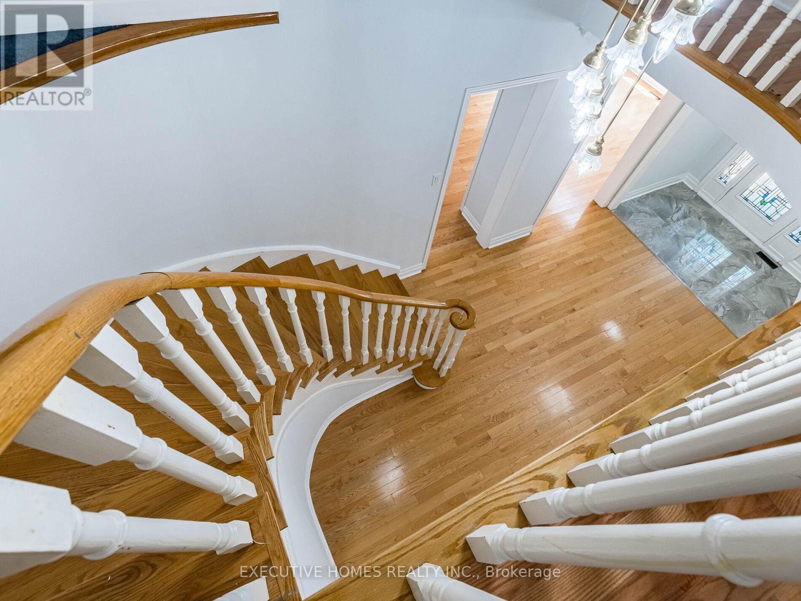 1876 Roy Ivor Crescent, Mississauga (Erin Mills), Ontario  L5L 3N8 - Photo 19 - W12366728