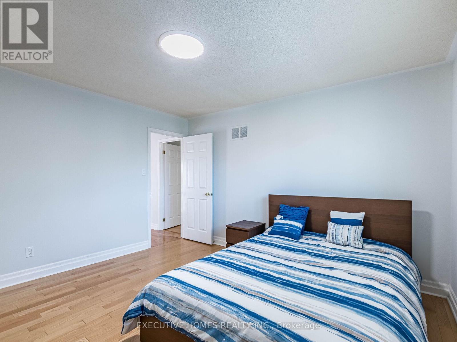 1876 Roy Ivor Crescent, Mississauga (Erin Mills), Ontario  L5L 3N8 - Photo 30 - W12366728